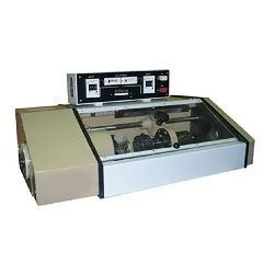 Машина ИХ 5133 для испытаний проволоки на скручивание (настольная, с электроприводом)